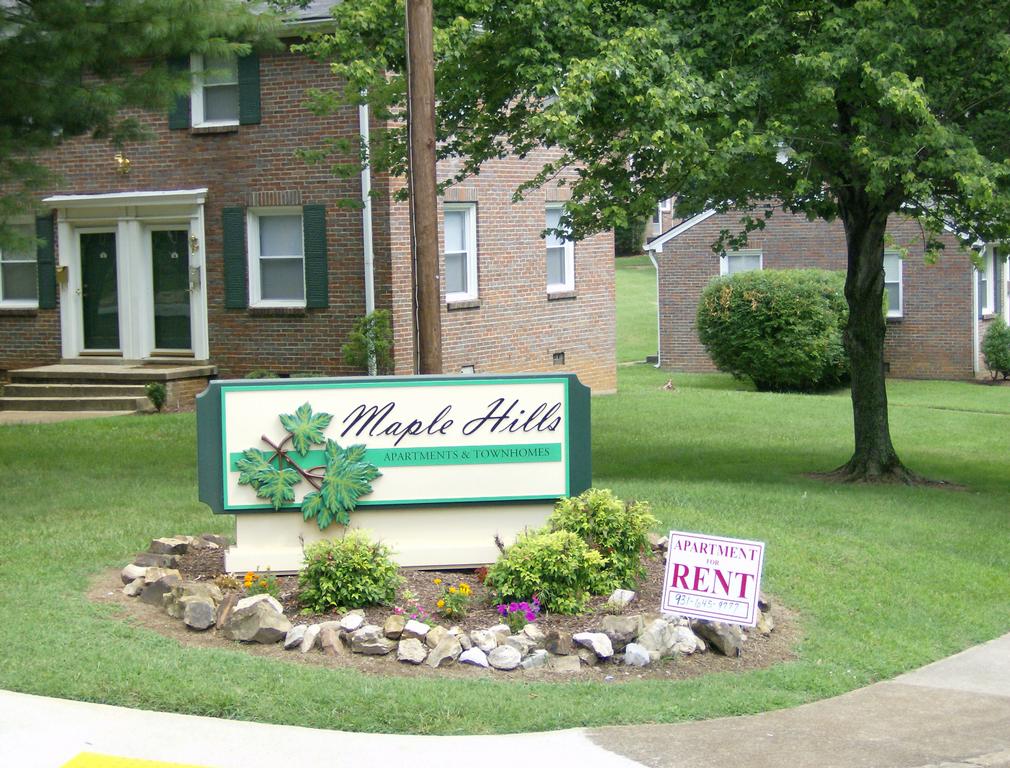 Pictures for Maple Hills Apartments in Clarksville, TN 37040